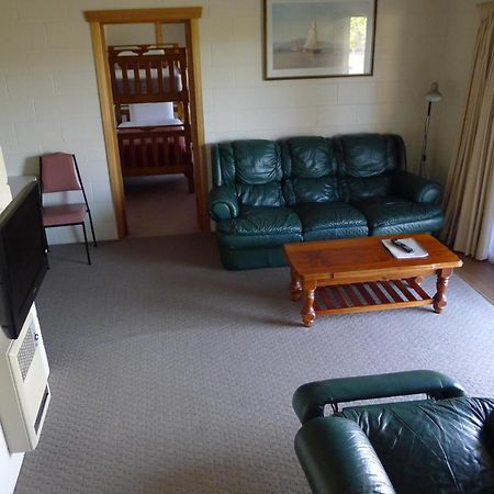 Willaway Motel Apartments Ulverstone Luaran gambar