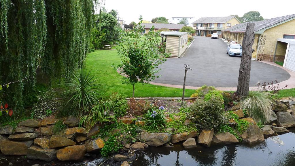 Willaway Motel Apartments Ulverstone Luaran gambar